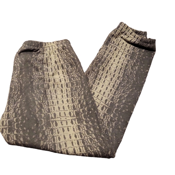 TAUPE Croc Sweatpants, Wildfox, M, - Picture 2 of 6